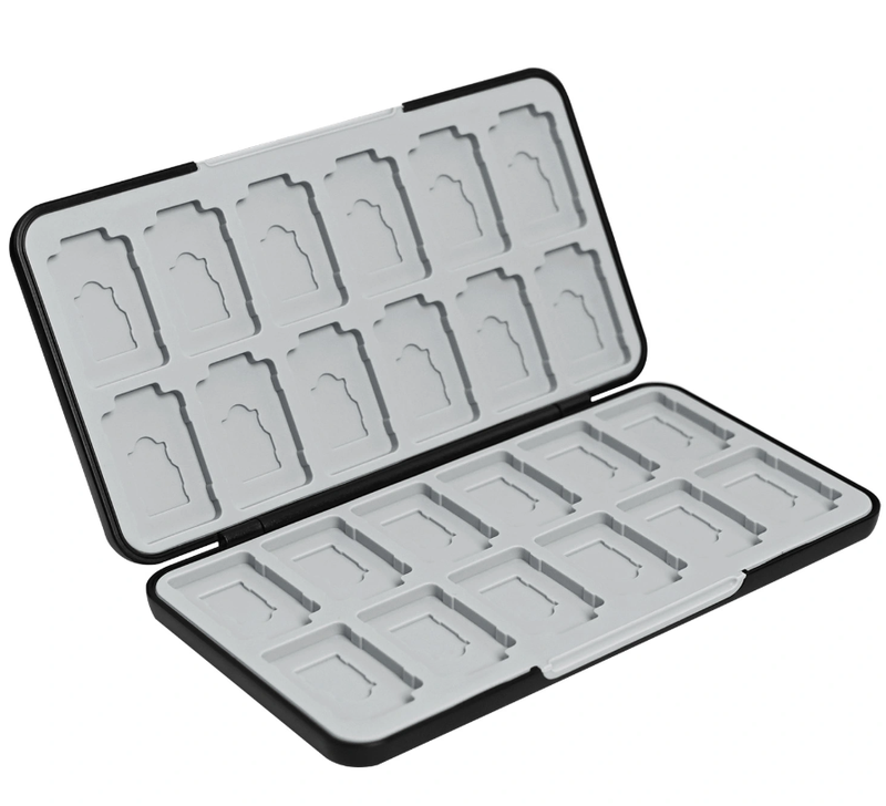 Switch/Switch 2 pelikotelo 24 pelille musta